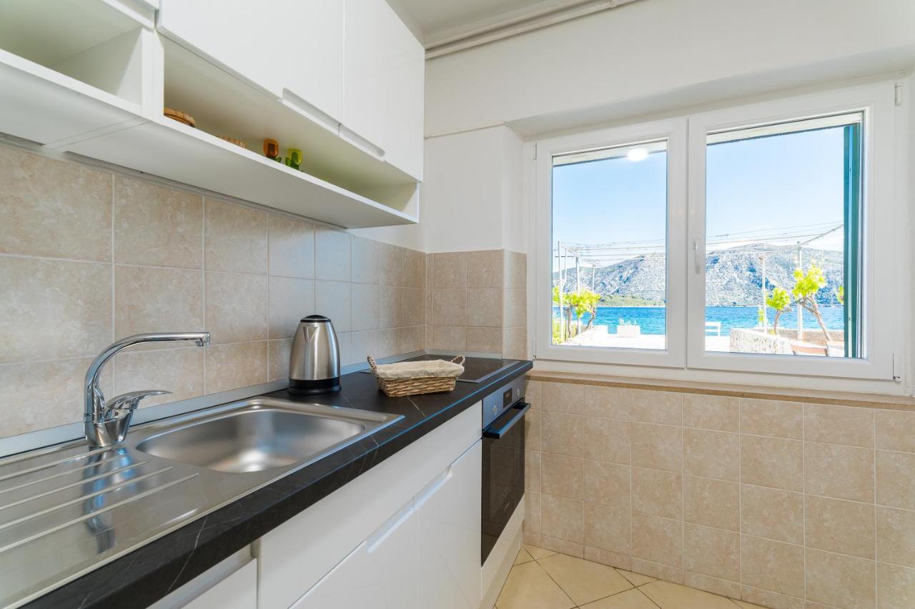 Apartment Kneze Račišće Dış mekan fotoğraf